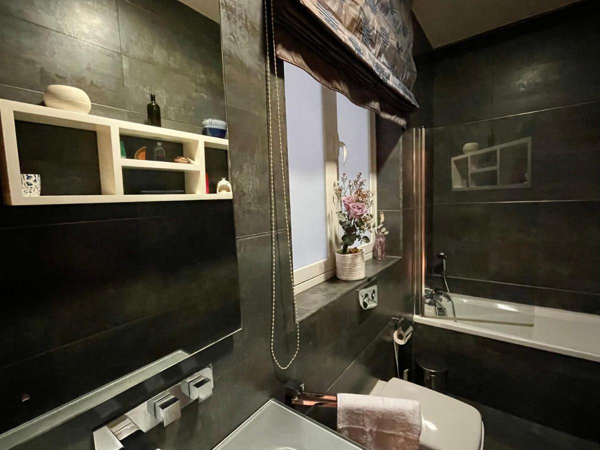 Apartment Collection - Merchant Str With Large Yard